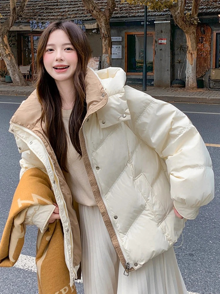 Women Clothing Short Cotton Coat Winter Style Loose Fit Thickened Petite Jacket Cold Protection Bread Parkas 251017