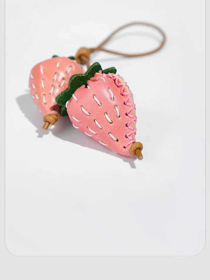 Premium Strawberry Leather Charm Bag Accessory Mirror Car Rear View Keychain Decorative Fashion Bag Hanging Ornament J251121