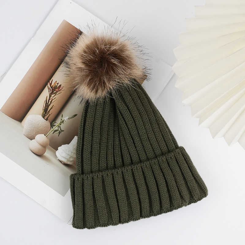 Solid Color Striped Gray Ball Knitted Hat Winter New Fashion Versatile Wool Hat Warm Double Layer Fleece Thickened Cold Hat H251020