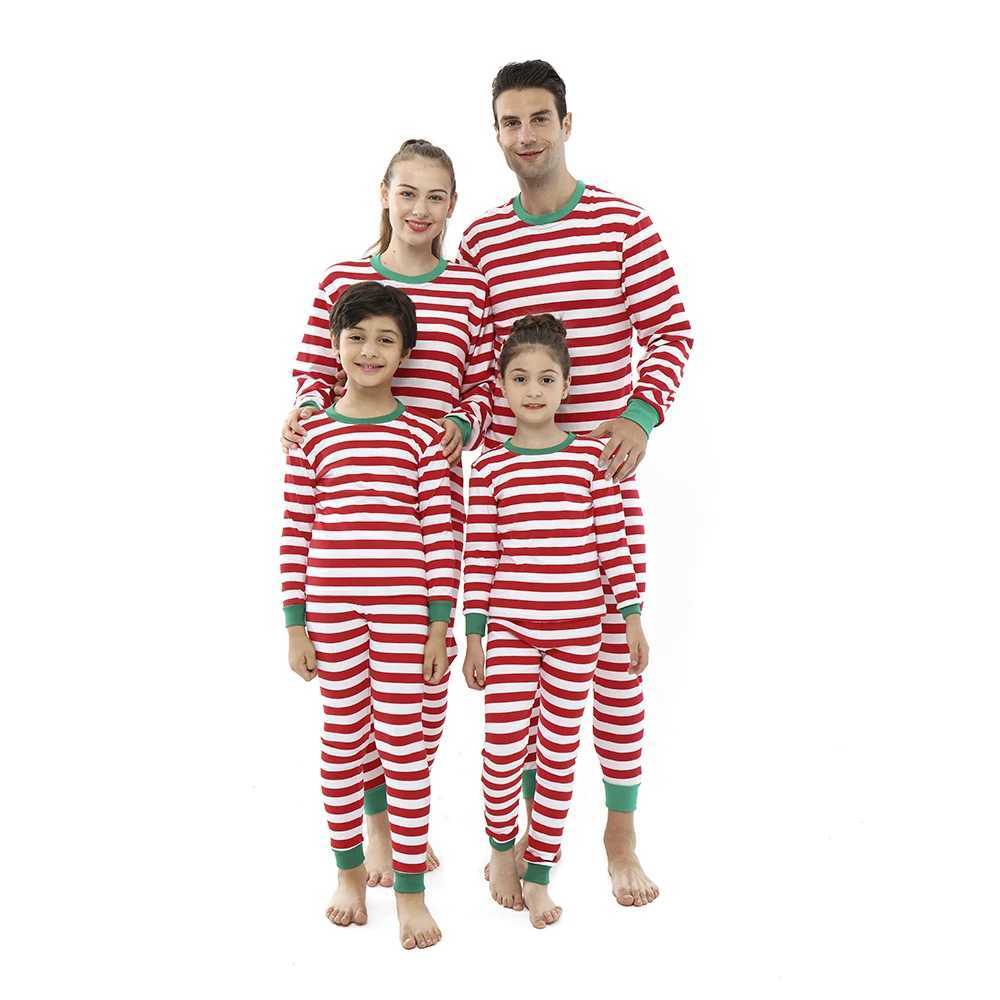 Christmas Dad Mom Kids Matching Pajamas Set Red White Striped Long Sleeve Soft Sleepwear Holiday Family Outfits L251021V5OV