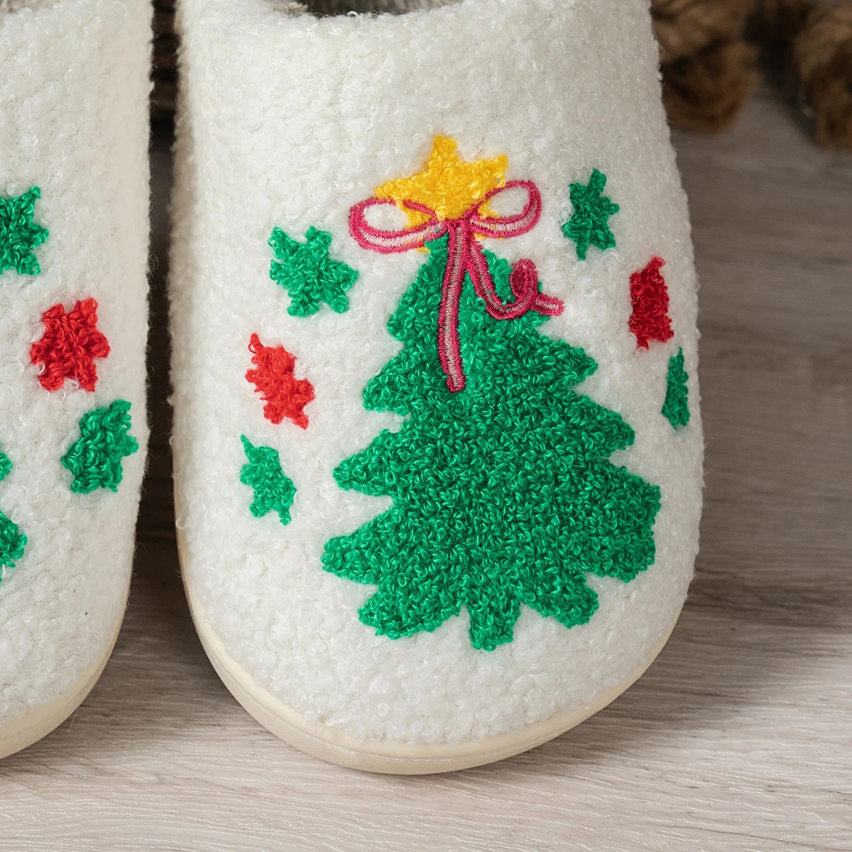 Christmas Tree Embroidery Pattern Winter Bedroom Cute Womens Slippers Cartoon Indoor Soft Casual Warm Cosy Plush Home Shoes 251021