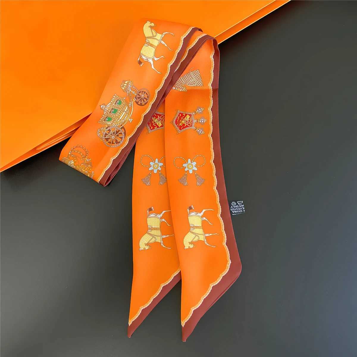 2024 Brand Design Horse Carriage Wen Scarf Luxury Silk Scarf Fashion Hair band Foard Skinny Bag Scarves NeckerchiW251021