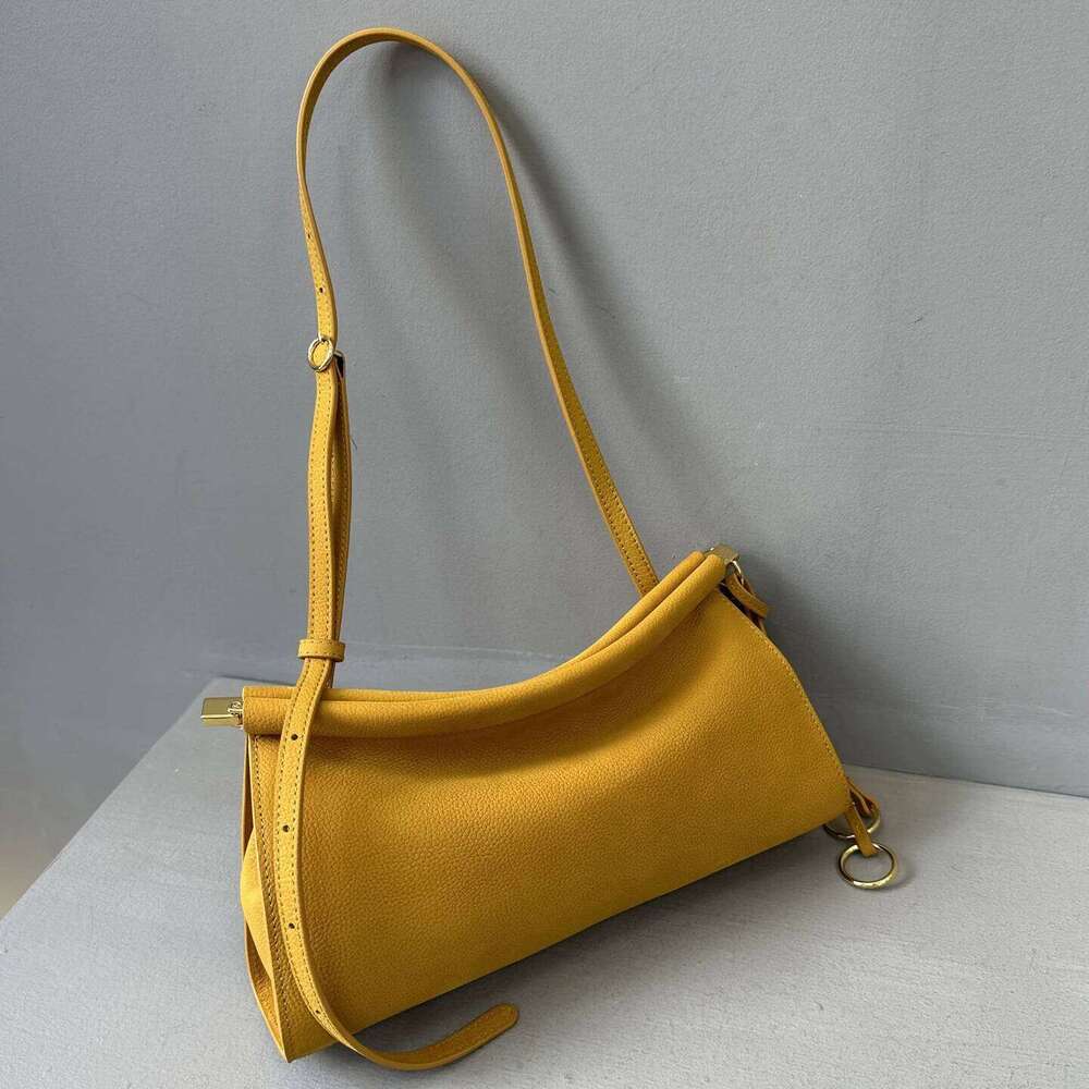 Suede Underarm New Niche Design Frosted Beef Vintage Gold Clip Fashionable Women's One-Shoulder Crossbody Bag 251021