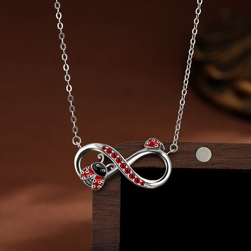 Necklace for women S925 sterling silver necklace with four leaf clover zircon for women's temperament simple seven star ladybug pendant collarbon