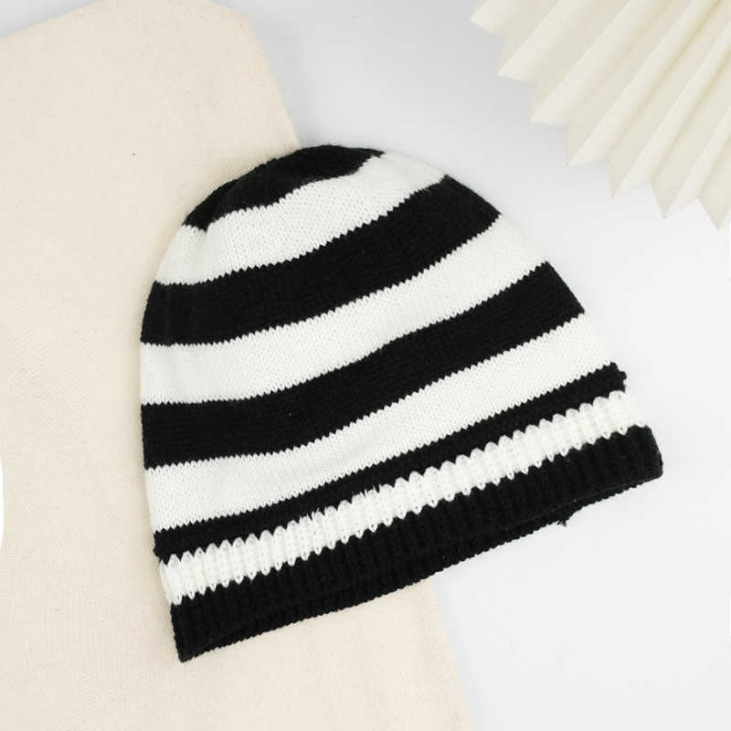 Striped Knitted Hat Style Versatile Wool Hat Warm Ear Protection Hat Hip Hop Color Block Hat H251020