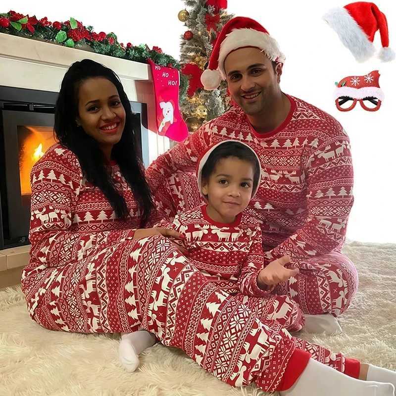 Hot Sall Christmas Family Matching Pajamas Set Vintage Print Xmas Parentchild Loungewear Womens Sibling Couple Look Sleepwear L251021FDVZ