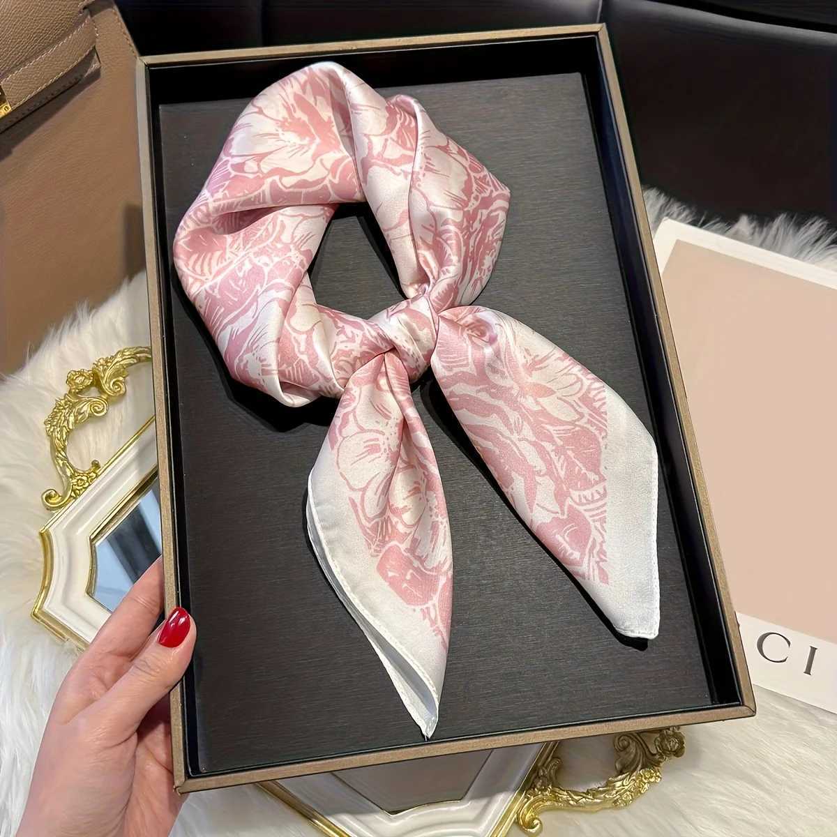 Egant 2756inch Floral Print 70cm Square Beach Satin Scarf Casual Egant Thin Breathab Neck Wen Wrap Hair ScarvesW251021