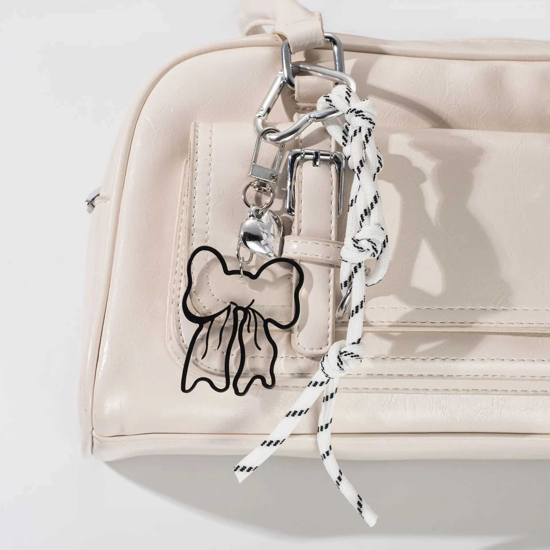 Blackhearted Creative Key Chain Cute And Charming Aesthetic Art Rope Metal Woven Pendant Bag Mobile Phone Pendant J251121