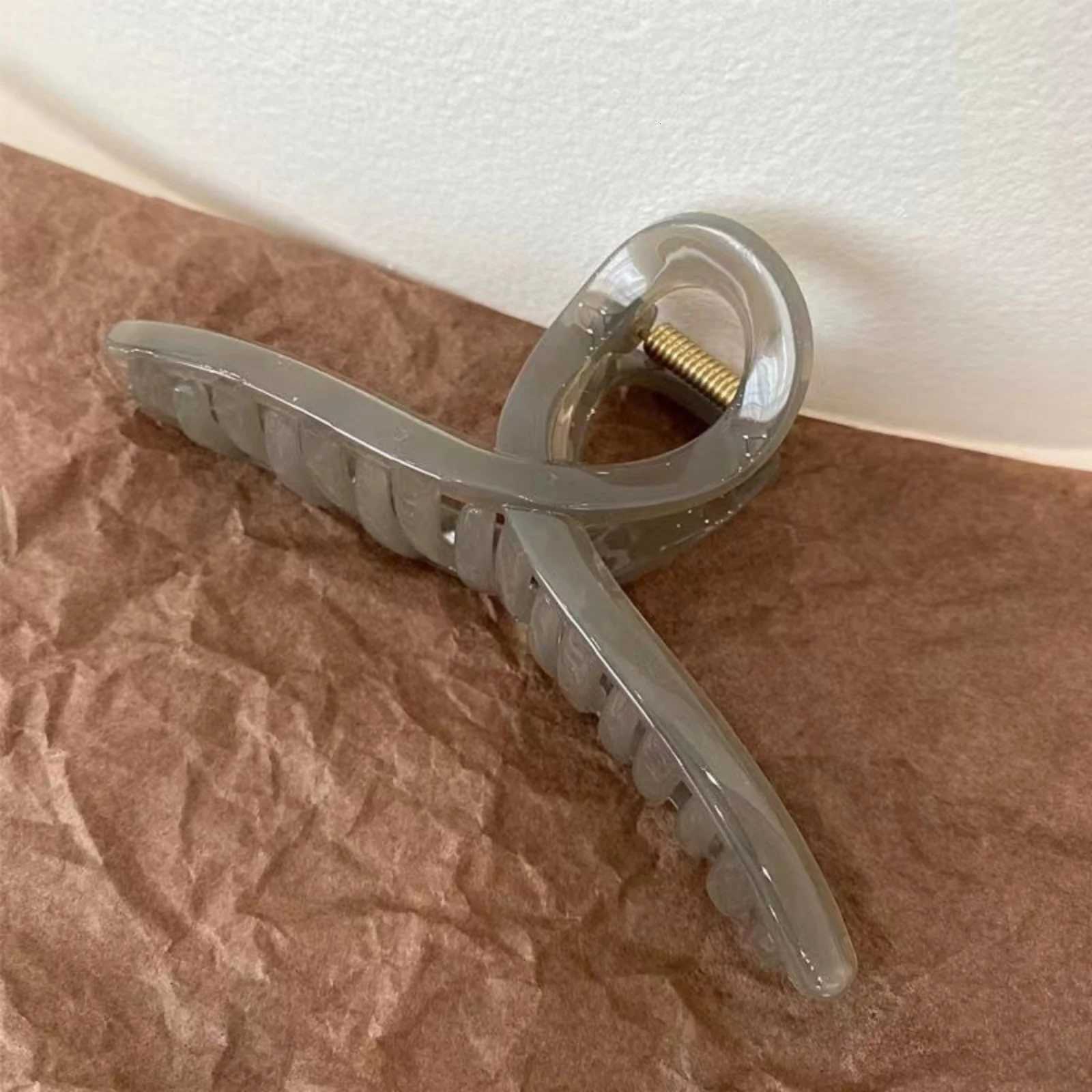 Large Shark Clip Temperament Plate Hair Clip Simple Cross Clip Bath Hair Clip Back of Head Hair Grip Hair Accessories 3pcsW254021