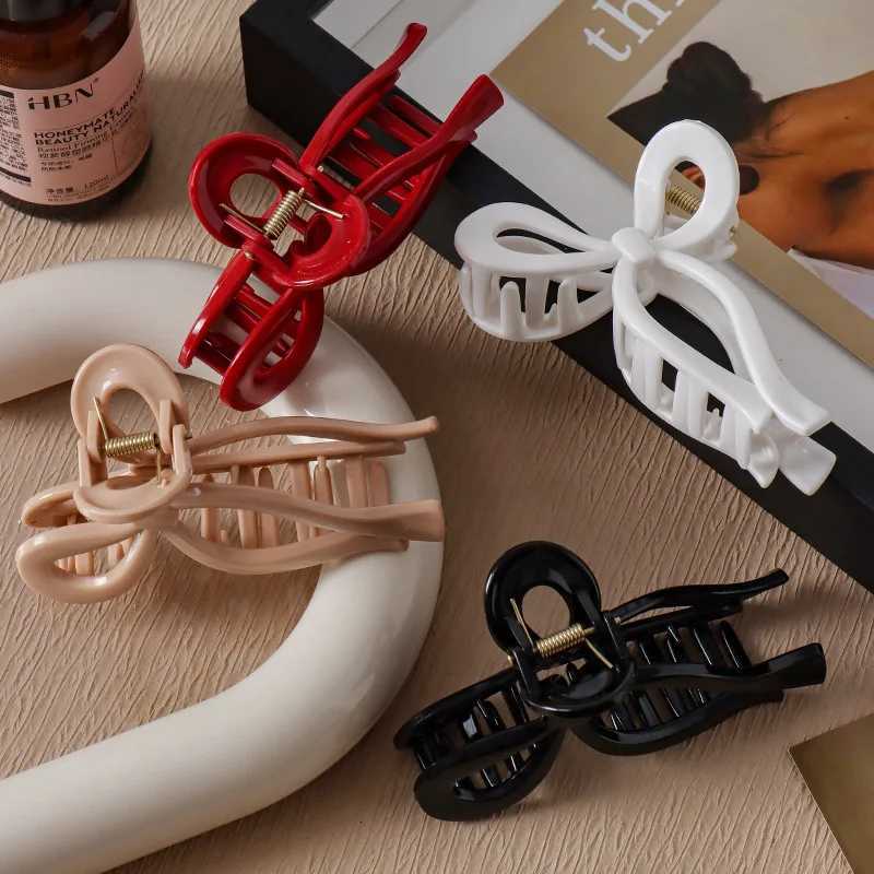 Soft silicone shark clips are safe and advanced Butterfly clips are shatterproof and unbreakable hair accessoriesW254021