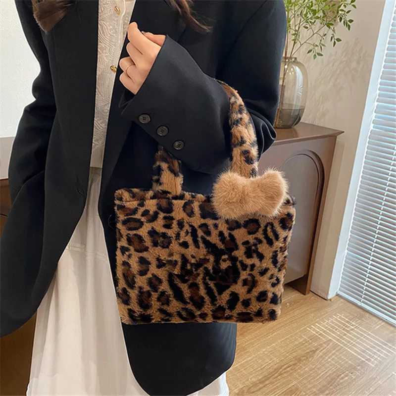 Stylish Leopard Print Y2k Leisure Teen Underarm Shoulder Bag Fluffy Handbag for Women Daily Use Work Party Dating Travel OutingXJ251021