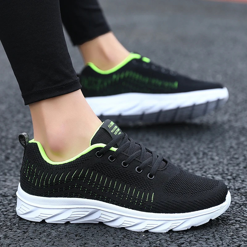 Spring and summer lightweight flat shoes breathable fashionable and casual sports shoes mens plussize running shoes 251017