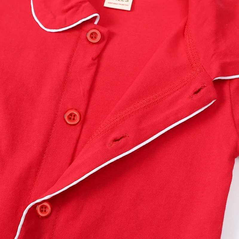 2025 Christmas Family Matching Kids Boys Girls Pajamas Set Cotton Women Sleepwear Custom Print Family Matching Loungewear L251021YEEG