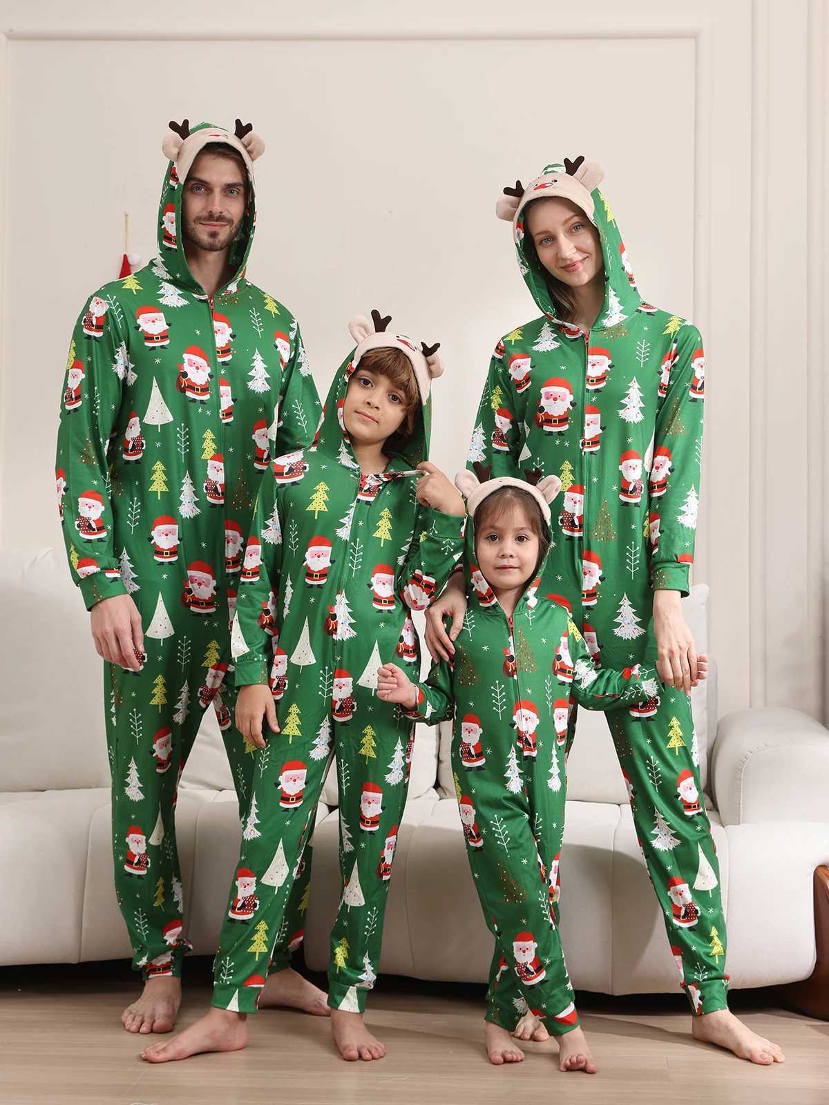 New Christmas Family Look Onesies Santa Print Onepiece Jumpsuit Adults Kids Matching Pajamas Cute Zipper Hooded Romper Xmas Pjs L251021266X