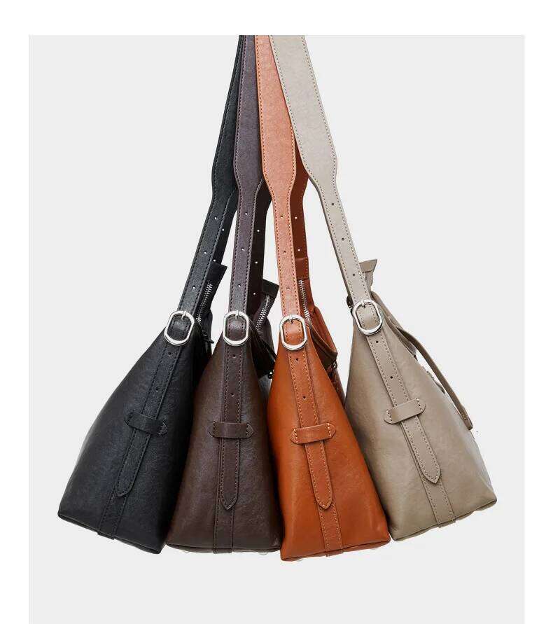 Large Capacity Women's Shoulder Relaxed-Style Cowhide Tote Genuine Leather Versatile Crossbody Bag Soft Adjustable 251021