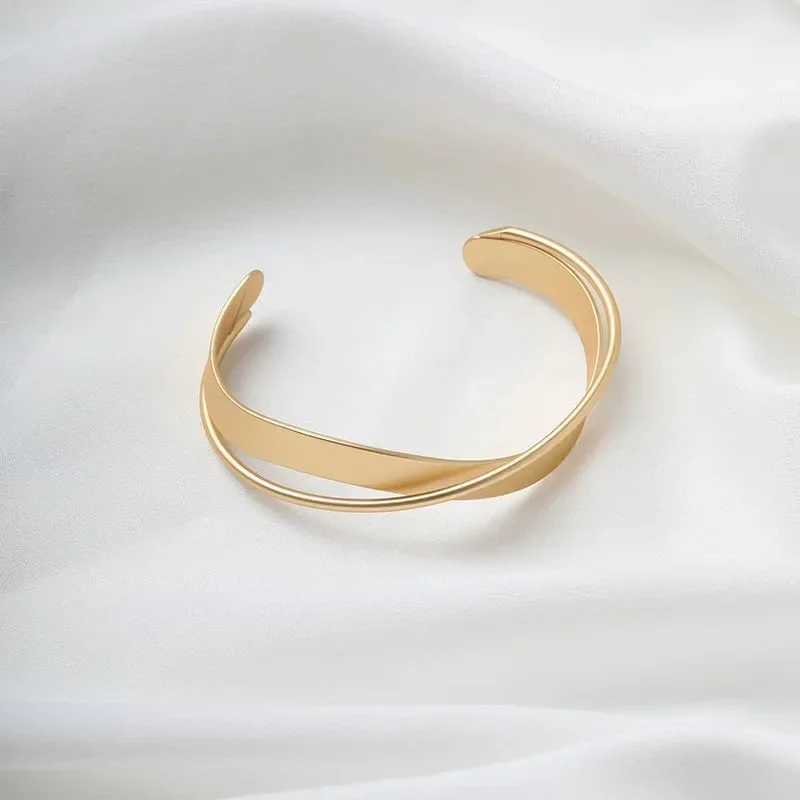 FTCY Geometric Open Bracelet for Women Gold Color Smooth Metal Simple Elegant Bangle Waterproof Trendy Jewelry J251021