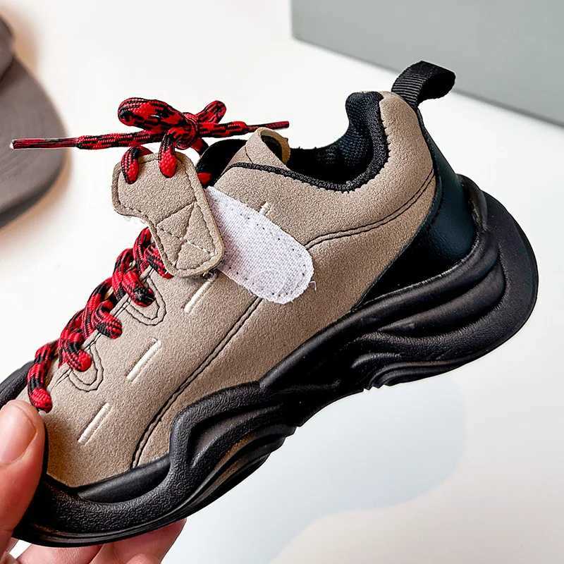 Childrens Casual Sneakers 118 Years Old Leather Boys Girls Single Shoes Four Seasons Khaki Soft Nonslip Kids Outdoor Shoes C251021