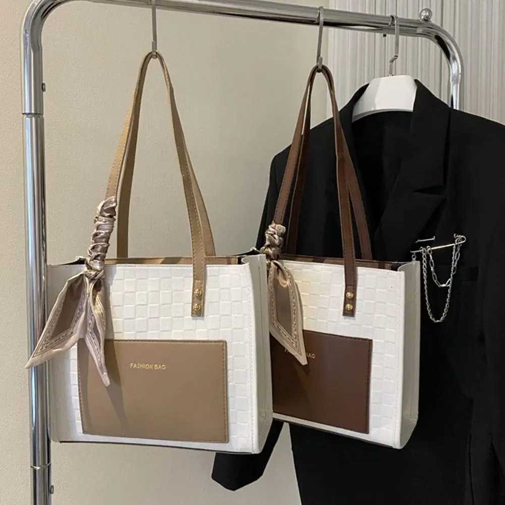 Korean Model Fashion Womens Bag Women Luxury Design Tote Bag Large Capacity Handbag Fashion Printing Shoulder Bag TrendyXJ251021