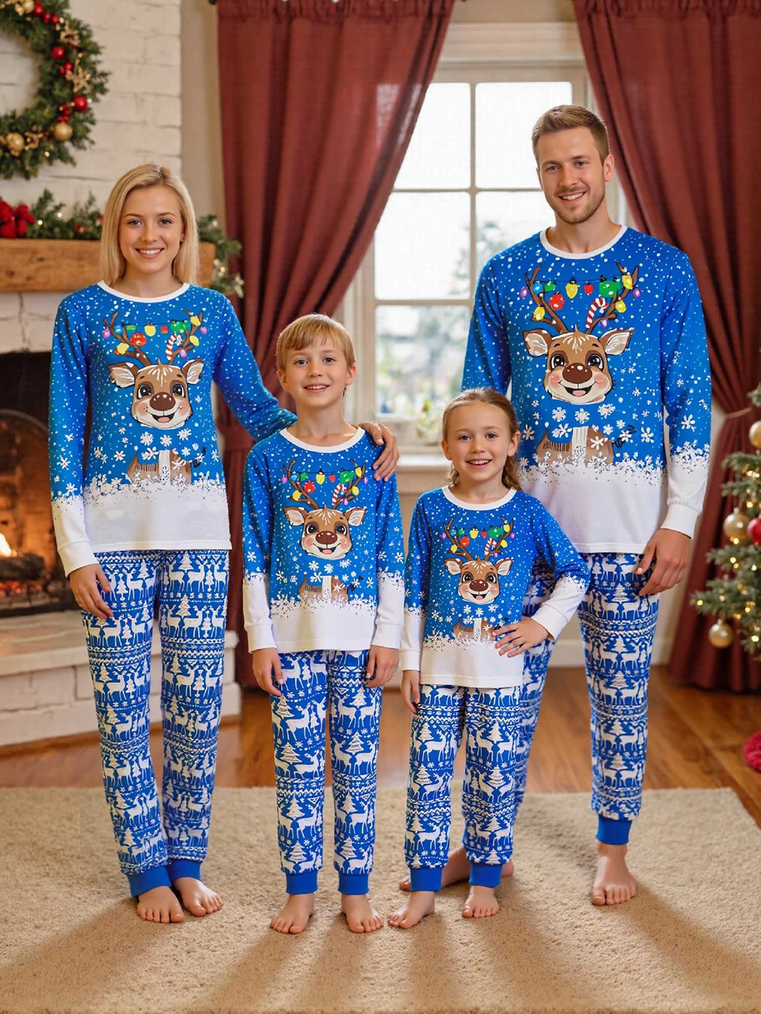 Christmas Family Pajamas Matching Set Long Sleeve Snowflake Print Top with Reindeer Print Bottoms Sleepwear Loungewear L2510213G08