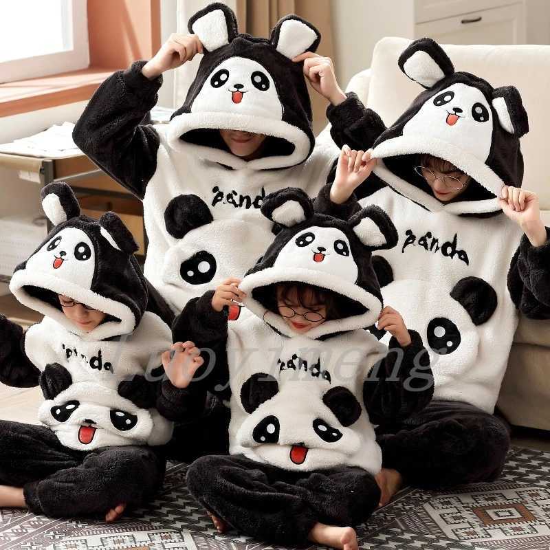 Winter Family Pajamas Set Long Sleeve Hooded Christmas Warm Sleepwear Panda Animals Flannel Pijamas Mother Dad Kids Home Clothes L251021XRZ3