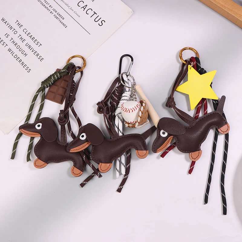 Braided Rope Bag Pendant Highend Keychain Womens Highend Leather Dachshund Pendant For Mobile Phone Bag Accessories W251021