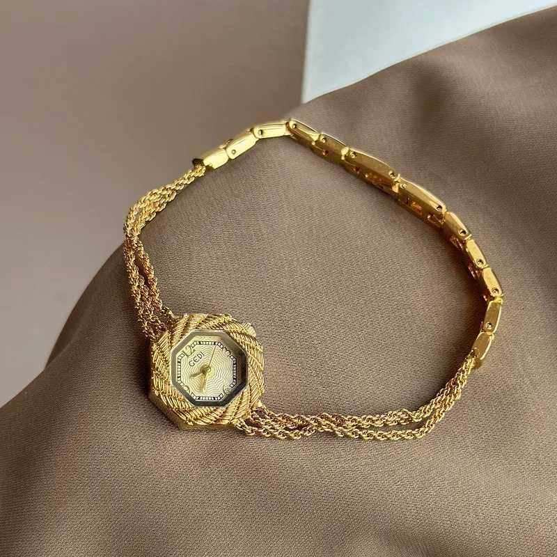Elegant Gold Bracelet Ladies Retro Luxury Womens Quartz Fashion Ultra Thin Chain Jewelry Gift for WomenXJ251021