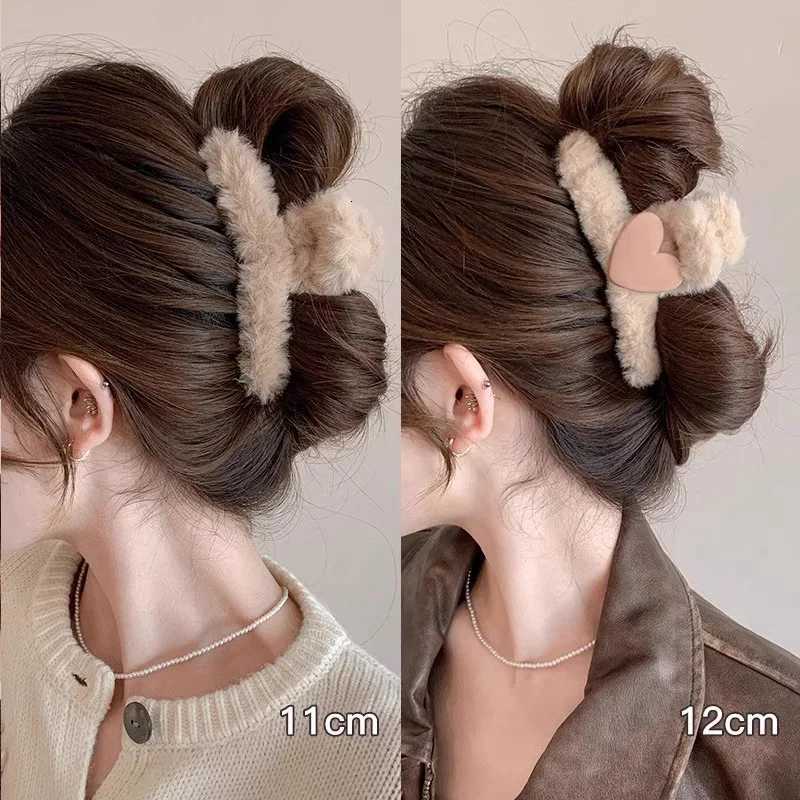 Winter Plush Hair Claw For Women Girls Sweet Hair Ornament Long Thich Hair Hairpin Headband Hair Clip Fashion Hair AccessoriesW254021