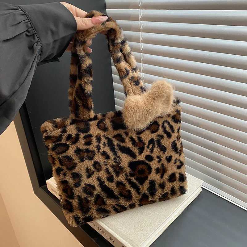 Stylish Leopard Print Y2k Leisure Teen Underarm Shoulder Bag Fluffy Handbag for Women Daily Use Work Party Dating Travel OutingXJ251021