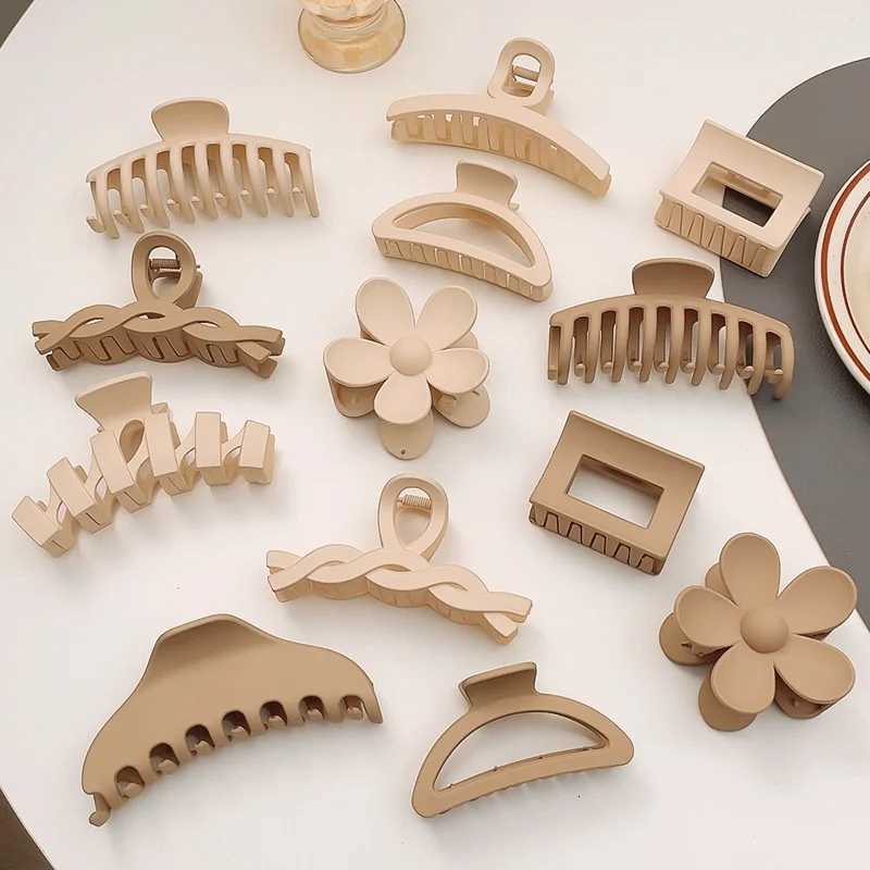 Large Frosted Brown Series Hair Clips Women Back Head Hairpin Korean Milk Coffee Shark Claw Clip Girls Hair AccessoriesW254021