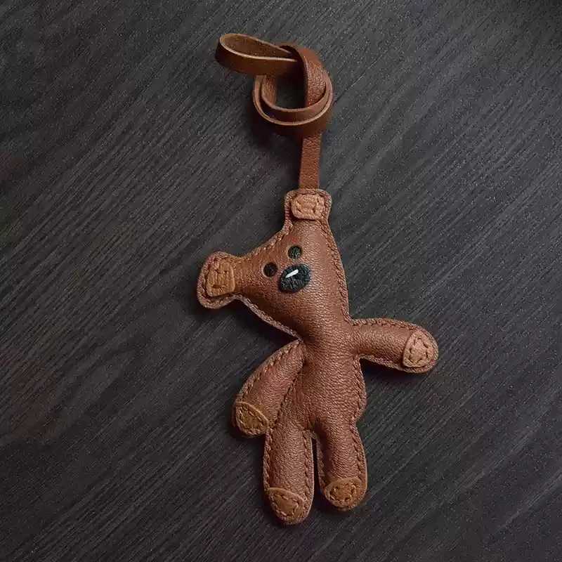 Handstitched Cute Bear Leather Car Pendant Luxury Bean Bear Keychain Pendant Bag Hanging Decoration Simple Female Gift W251021