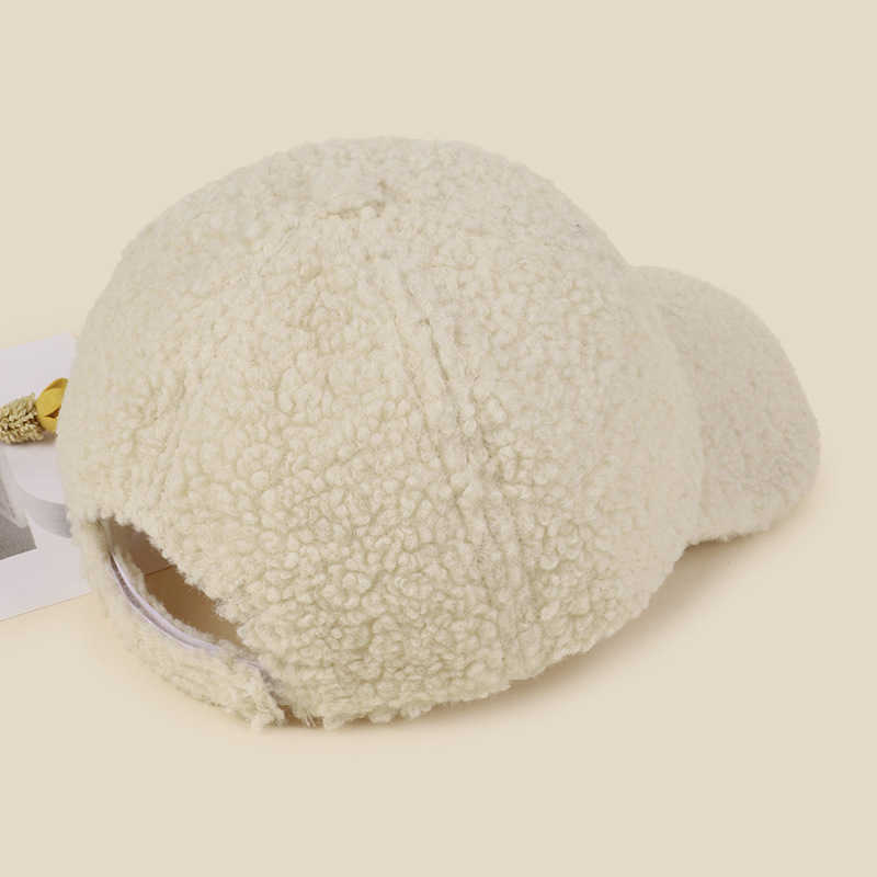 Lamb Wool Hat for Men and Women Simple Letter Design Autumn and Winter Fashion Casual Versatile Plush Baseball Cap Trendy H251020