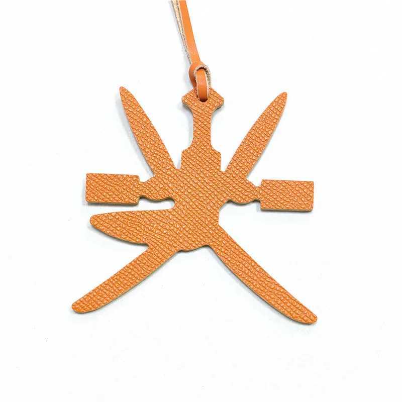 1PCS Cowhide Leather Keyring Ladies Backpack Pendant Women Bag Charm W251021