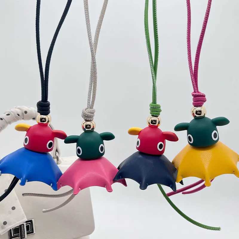 Luxury Brand Womens Bag Pendant Designer Cute Elf Bag Accessories Simple Versatile Gifts Pendant New Bestsell Couple Keychains J251121