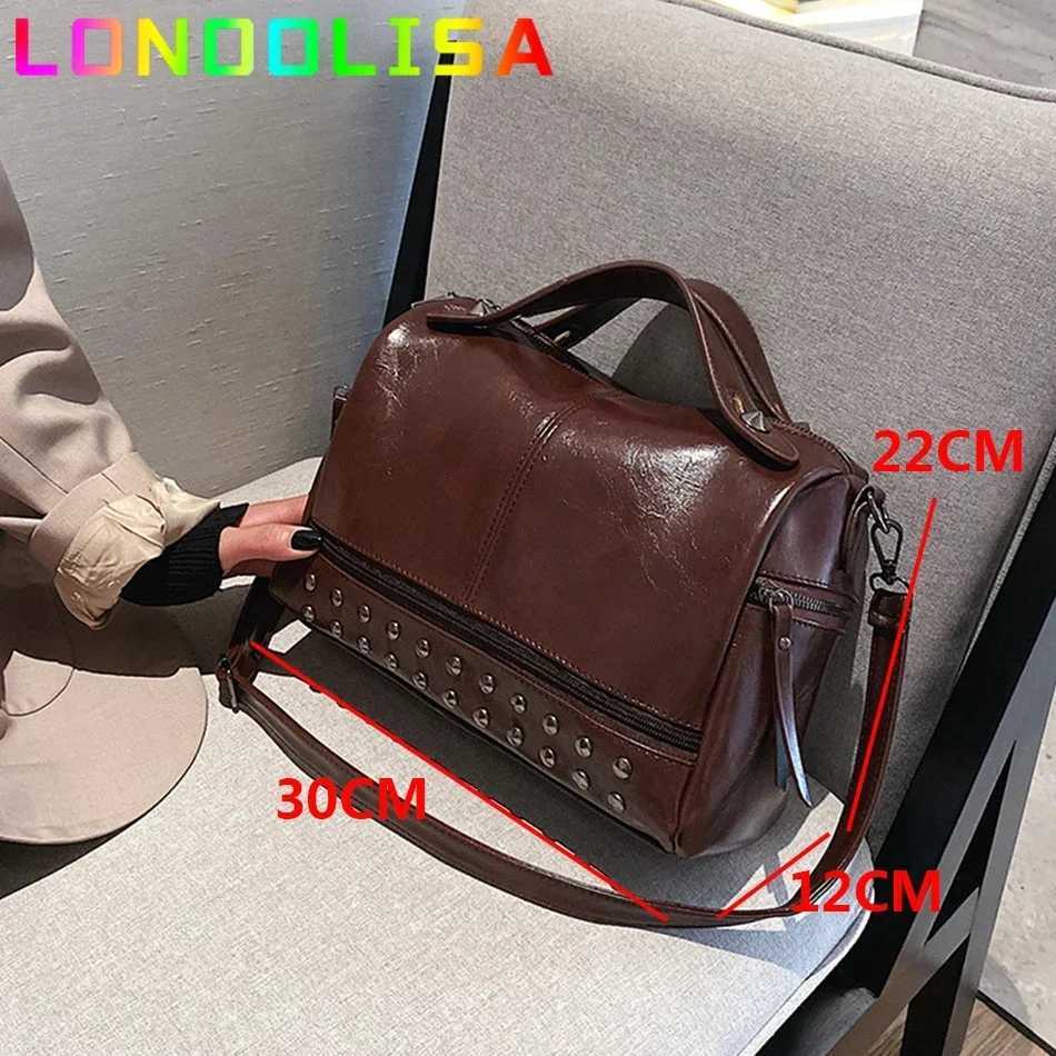 Vintage Female Rivet Shoulder Bag Luxury Handbag Soft PU Leather Crossbody Bag for Women Casual Boston Large Tote Bolsa Feminina Z251018