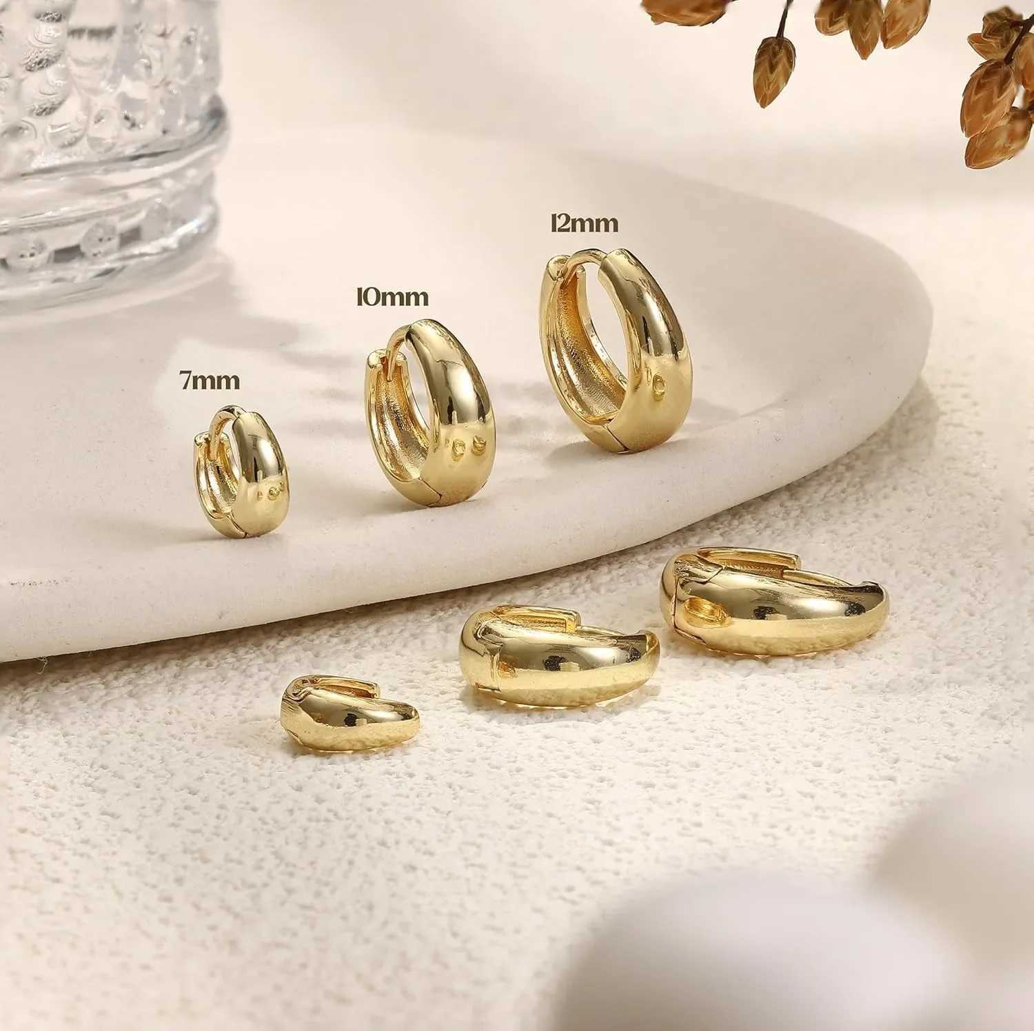 3Pairs Hoop Earrings Set for Women Gold Silver Plated Earring Hypoallergenic Small Huggie Hoops Lightweight Hoop Earrings Stack J251021