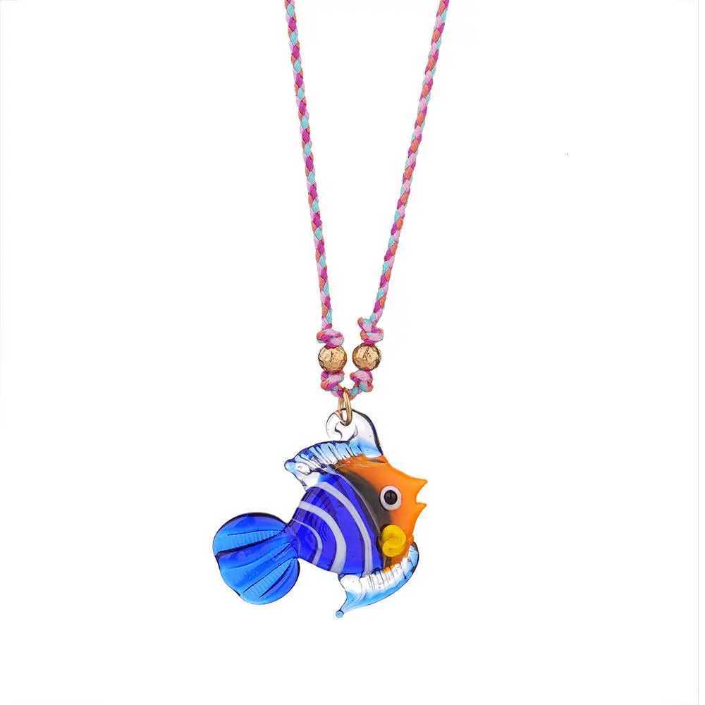 Elegant Fish Pendant Necklace Adjustable Rope Chain Unique Marine Organism Glass Charm Choker Fashion Accessory Present JewelryXJ250717
