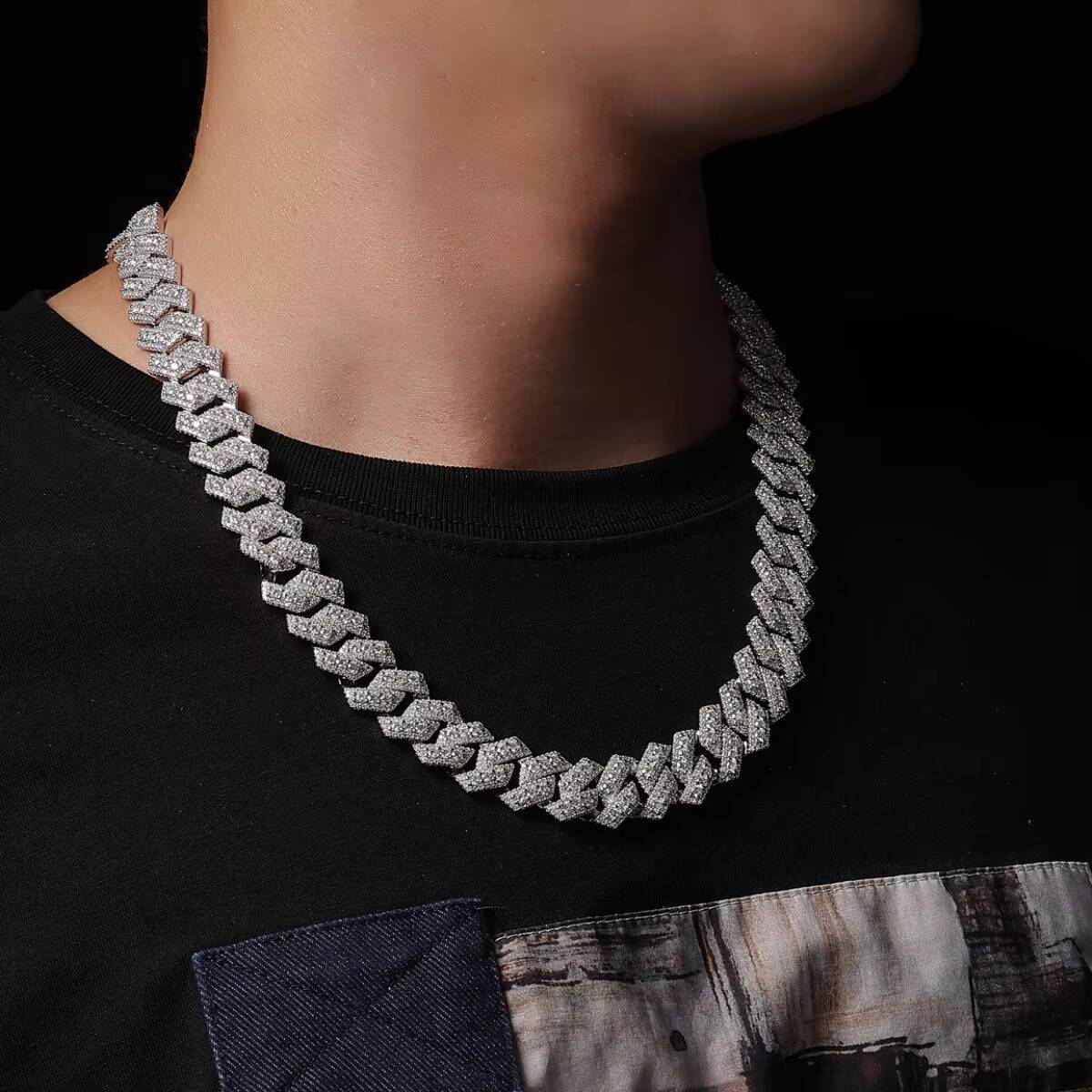 Zanlong 14038 Wholesale Cuban Hip Hop Jewelry Fashion Silver Necklaces Diamonds Iced Out Cuban Necklace for Men Moissanite Chain