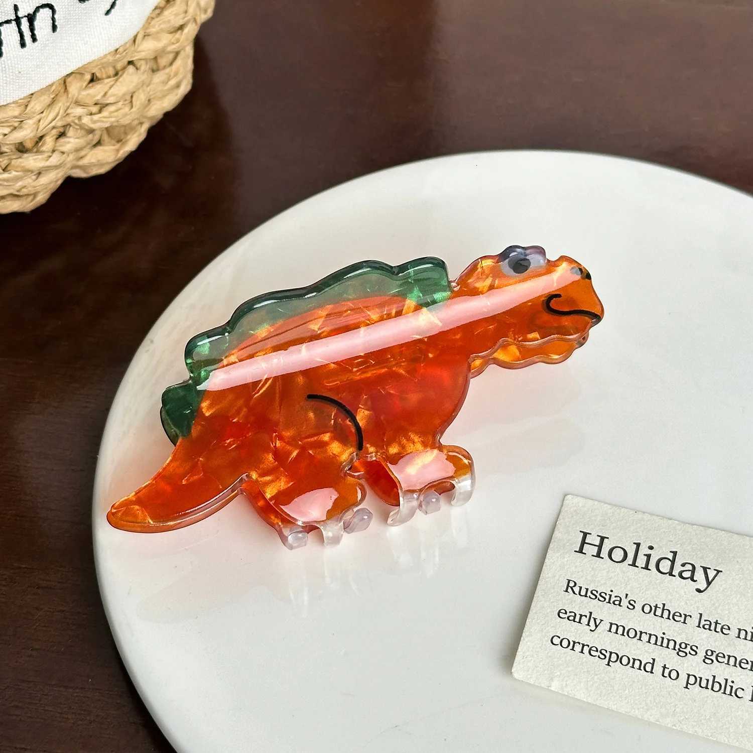 Cute Dinosaur Hair Claw Acrylic Shark Clip Versatile Back Hair Updo Claw Clip for Women Unique Hair AccessoriesW254021