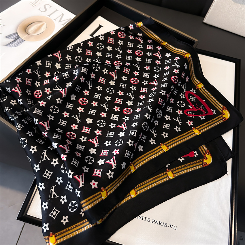 hot Free delivery designer Scarves Color blocking scarves and lightweight designs for daily minimalist commuting