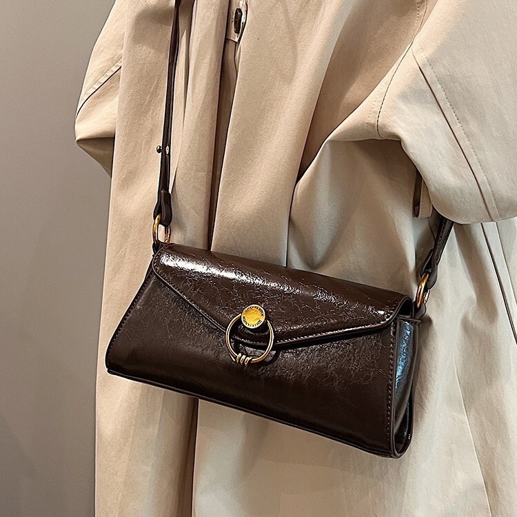 Autumn and Winter New Fashionable Women's Shoulder Bag New Texture Designer Bag Underarm Bag Retro Style Commuter Minimalist Small Square Bag