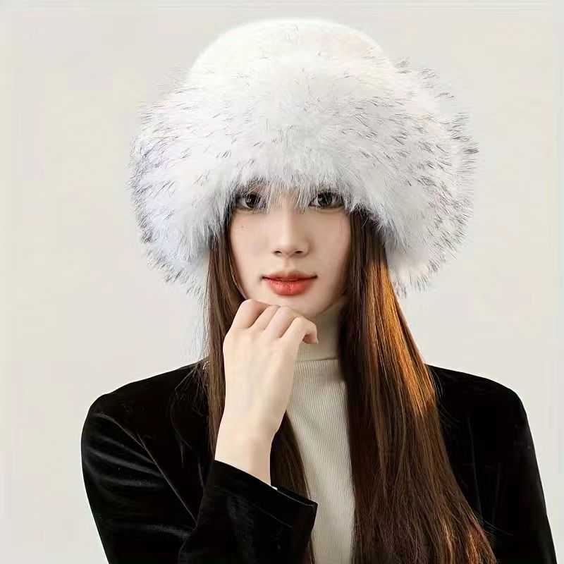 Autumn and Winter New Large Head Circumference Plush Hat Fashionable Warm Coldproof Ear Protection Hat Hat Plush Hat H251020