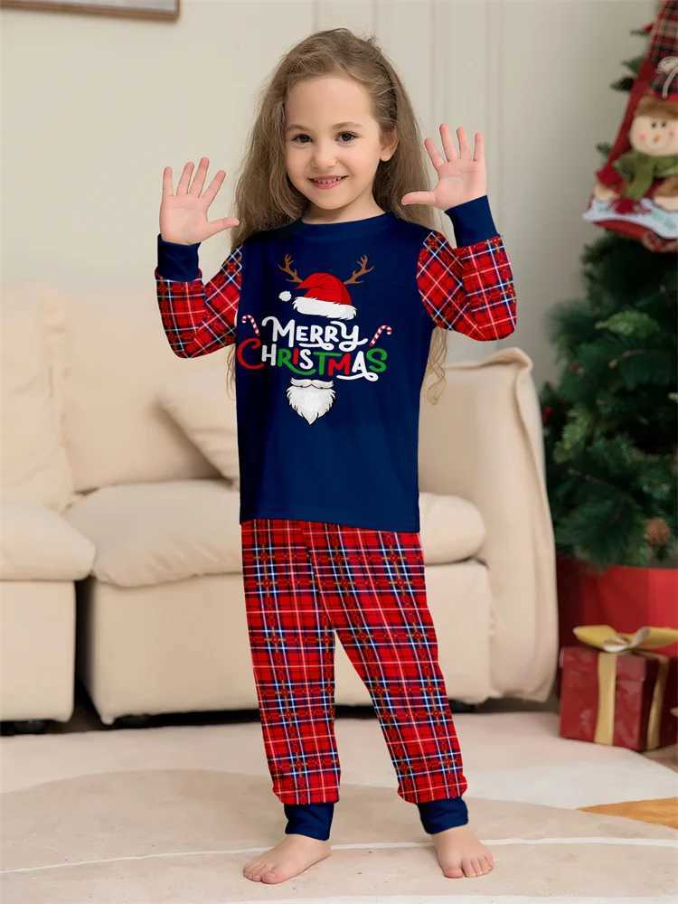Christmas Family Matching Outfits Mom Dad Kids 2 Pieces Pajamas Set Baby Casual Loose Sleepwear Xmas Family Look Pyjamas L251021HDAB