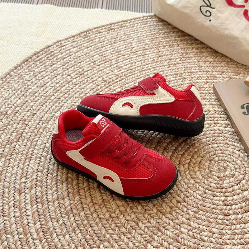 Childrens Casual Sports Shoes 2025 Autumn New Boys Girls Fashion Breathable Running Shoes Kids Outdoor Walking Shoes Sneakers W251021