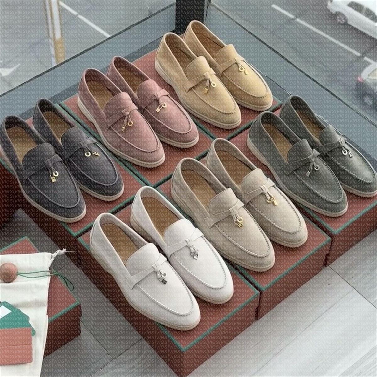 Loafers Designer shoes loropp Walk Charms Embellished Casual Shoes Mens Womens Suede Couple Shoes Low Top Suede Leather Flat shoes Oxfords Moccasins Lazy Shoes 35-45