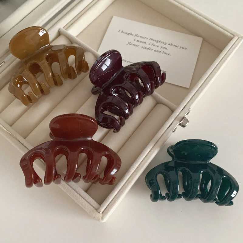 Fashion Women Hair Claw Elegant Colorful Solid Color Claw Clip Girls Hair Barrettes 7cm Hair Clips Hair Accessories 2022 NewW254021