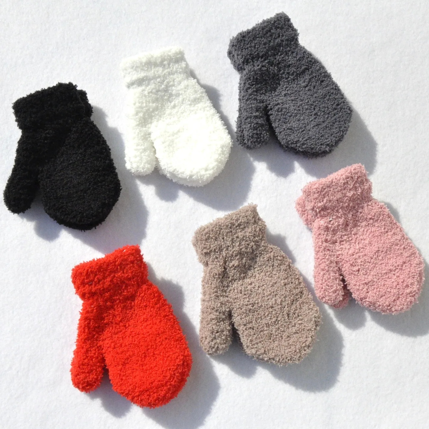 Baby Short Gloves Winter Coral Fleece Children Solid Knitted Plush Furry Full Finger Mittens Autumn Hand Warmer 14 Years Old 251021