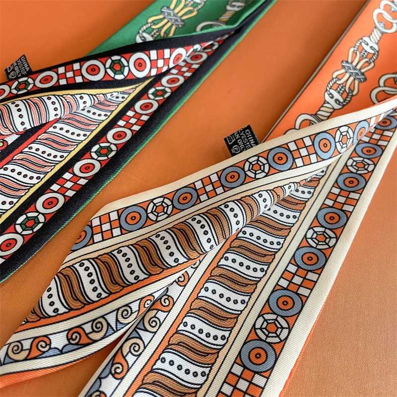 Fashion Skinny Silk Scarf for Women Fashion Hair Ribbons Headbands Bandana Female Bag Wrist Wrap Neckerchief Foulard Neck Ties W251021