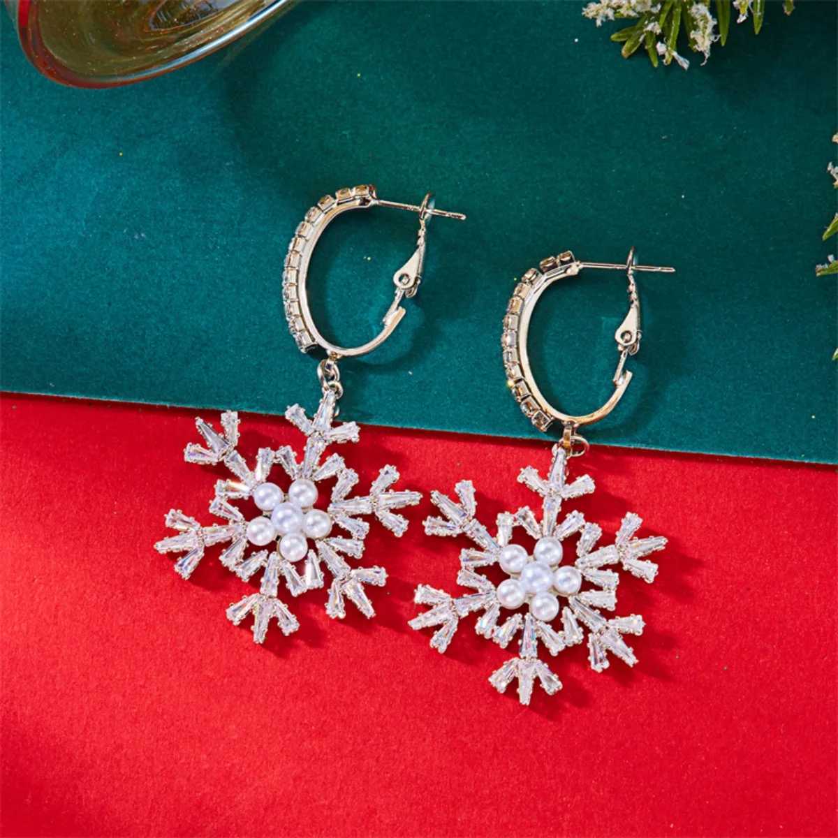 Holiday Snow Flower Drop Earrings Sparkling Zircon Imitation Pearl Snowflake Dangle Earring Christmas Jewelry Gift For Women Men J251021
