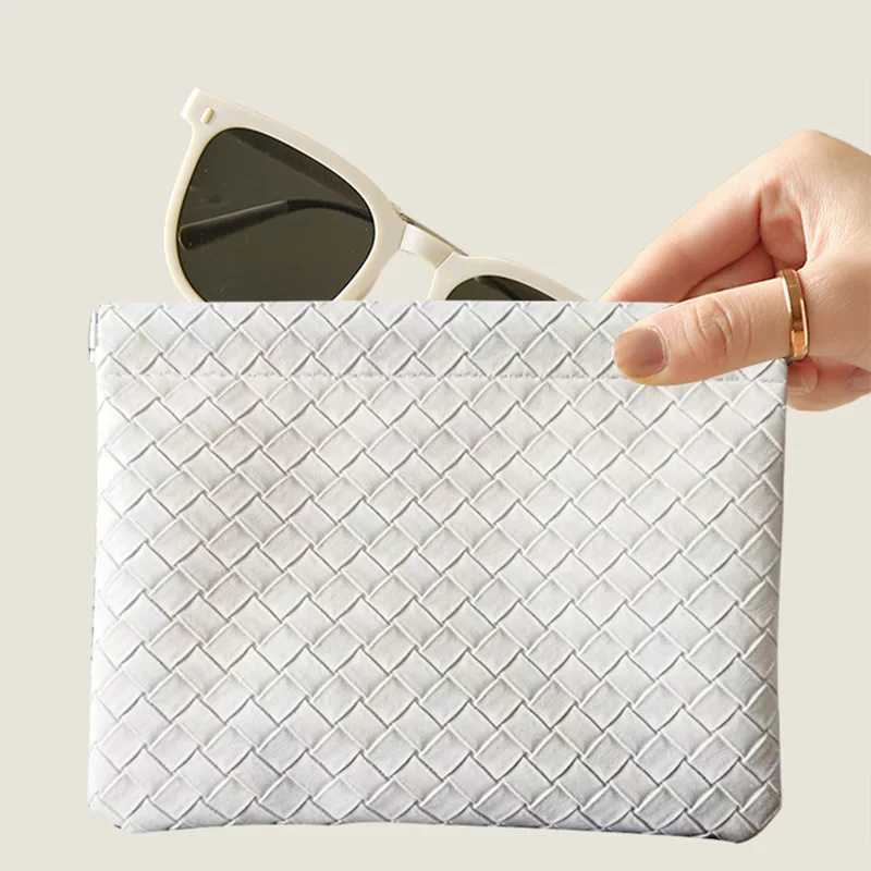 Makeup bag spring leaf portable lipstick headphone PU sunglasses storage bag mini coin purseW251021