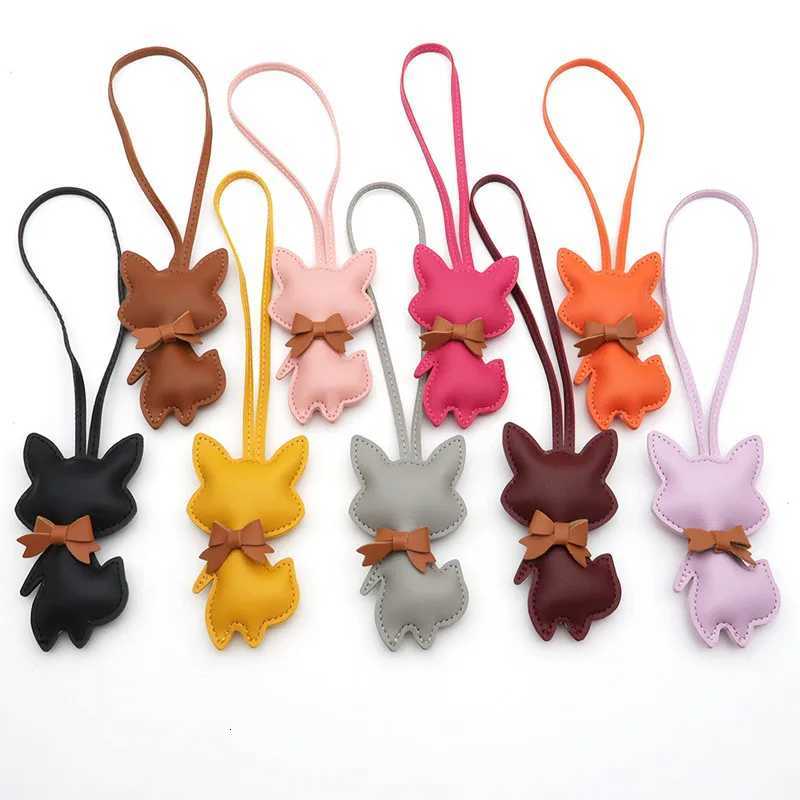 Fox Keychain PU Leather Animals Keyring Hanging Ornament Backpack Handbag Charm Gift For Men Women Bag Charms W251021